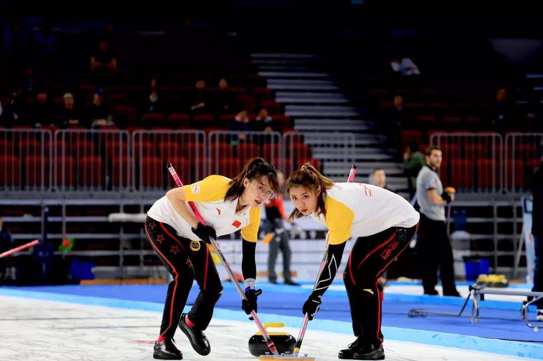 中国冰壶队，中国女子冰壶国家队队！