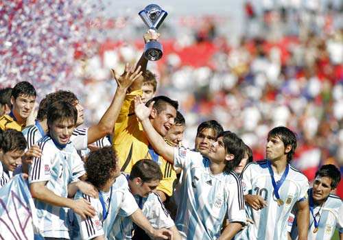 阿根廷足球队队员，阿根廷足球队队员年龄！