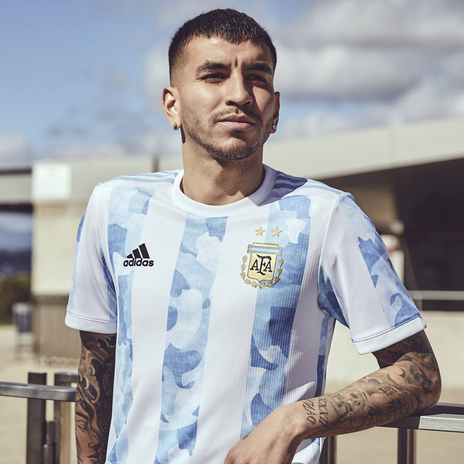 阿根廷足球国家队，阿根廷足球国家队队服！