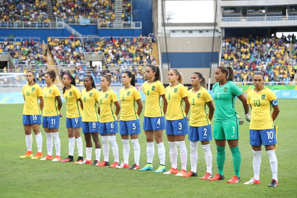 巴西女足，乌拉圭女足对巴西女足！