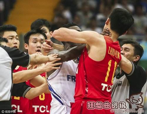 中国篮球打架事件，中国篮球打架斗殴事件！