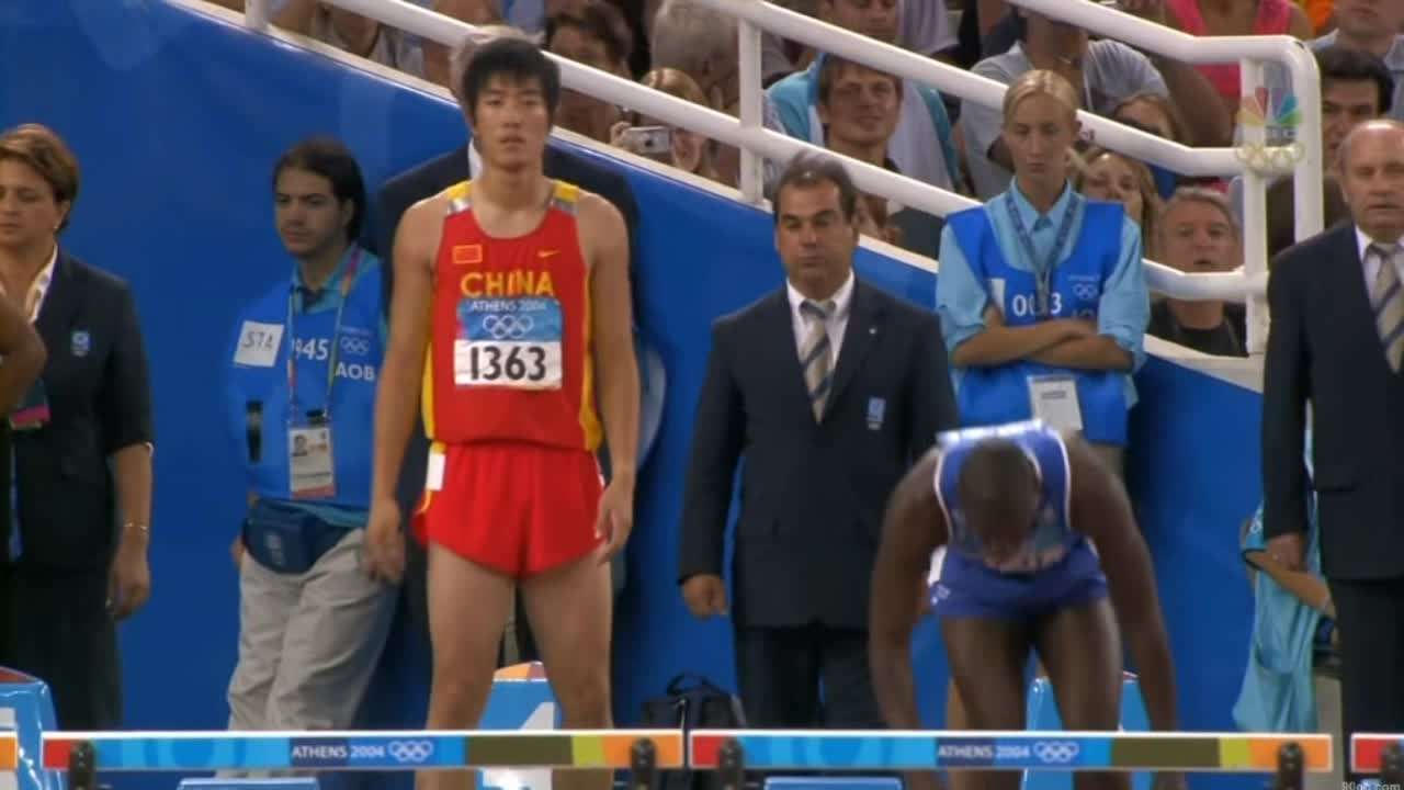 2004年刘翔，2004年刘翔110米栏世界纪录！