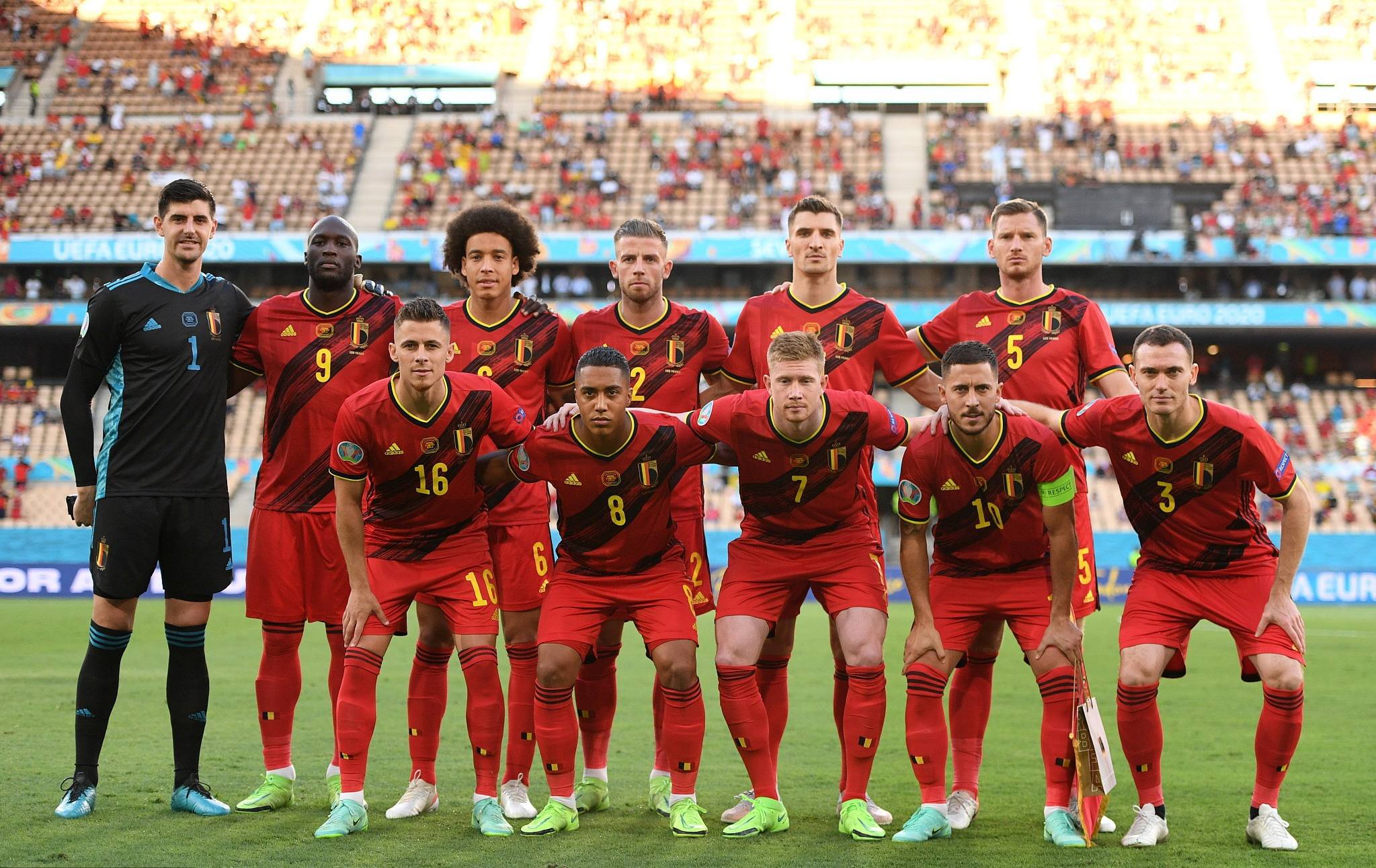中国男足vs西班牙，2021中国男足vs韩国！