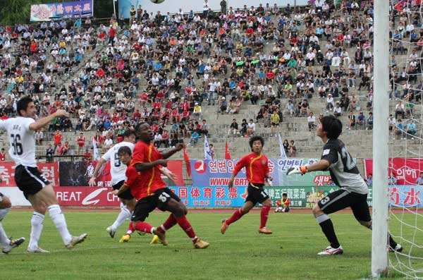 朝鲜足球队，朝鲜足球队输了要劳改吗！