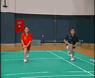 李玲蔚羽毛球教学视频，羽毛球教学视频李玲蔚步伐！