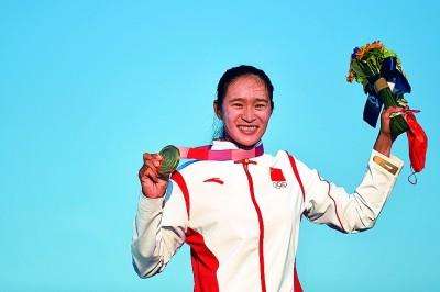 中国第一枚奥运金牌获得者，中国第一枚奥运金牌获得者2021年！