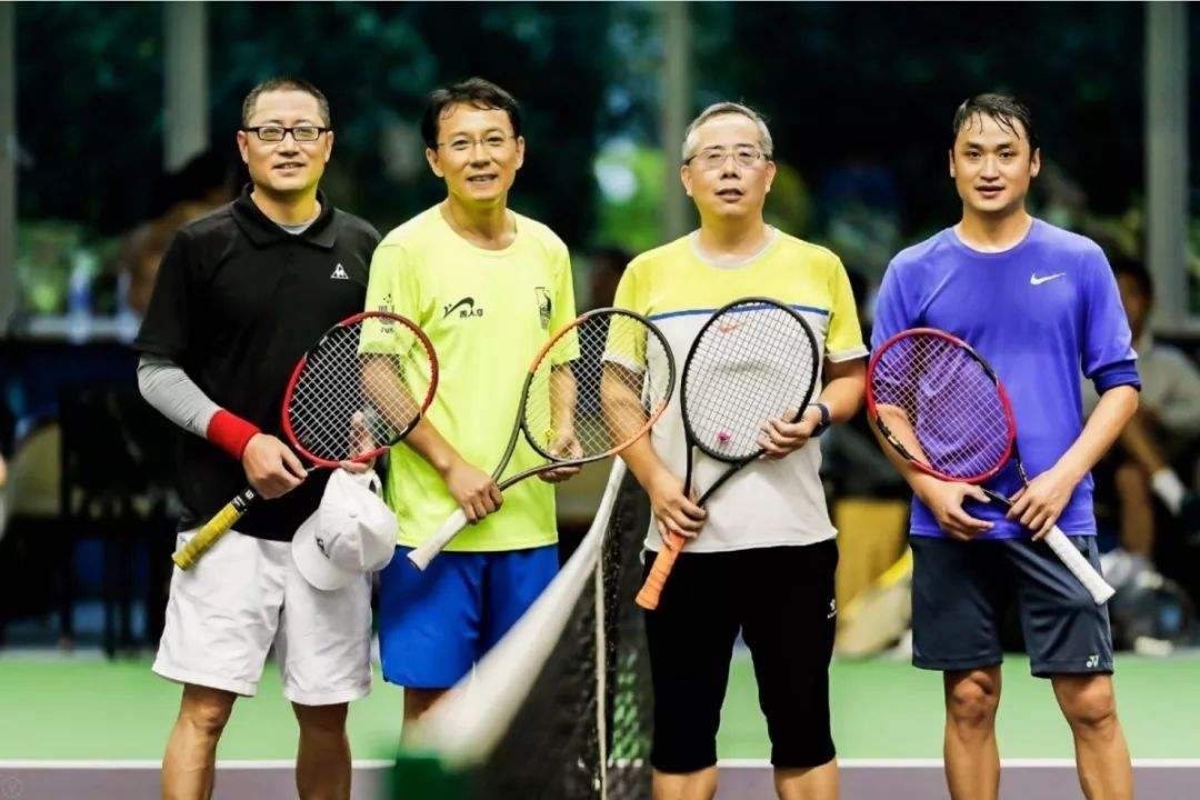 上海网球教练，上海网球张伟伟！