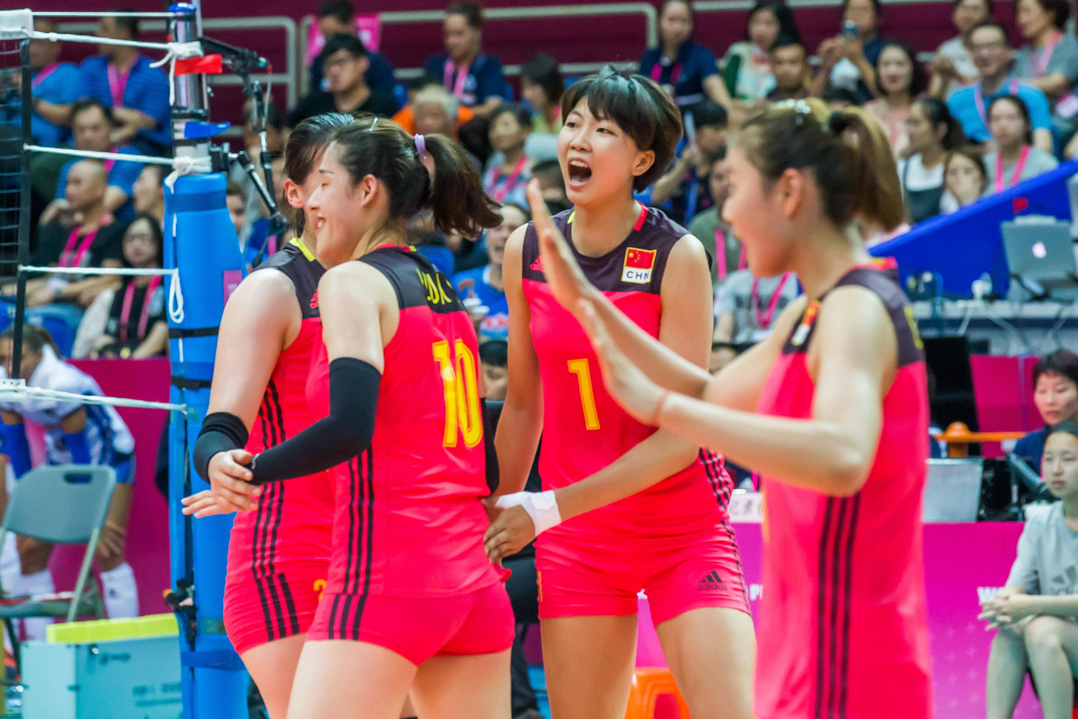女排大冠军杯2017，女排大冠军杯赛中国对美国！
